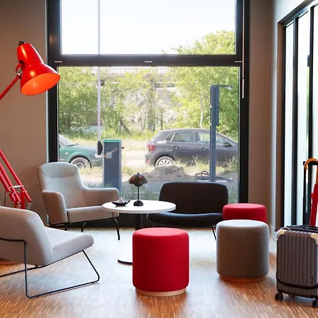 Ibis Budget Airport Hotel *