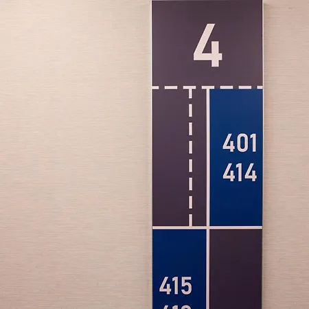 Ibis Budget Airport Hotel *