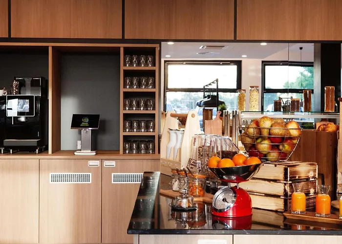 Ibis Budget Airport *