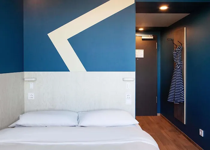 ホテル Ibis Budget Airport *