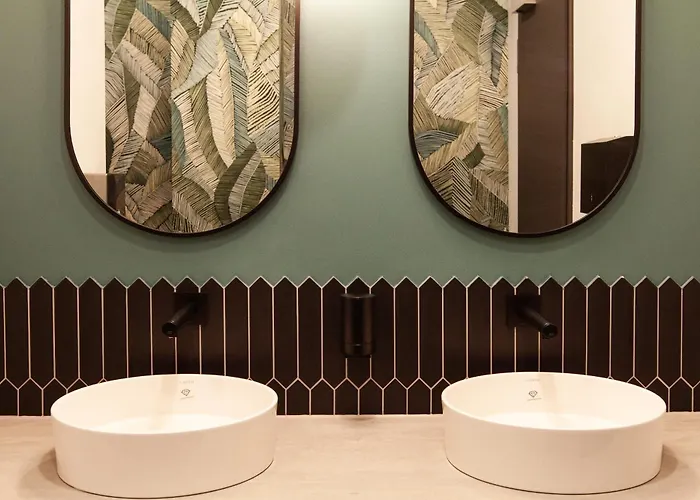 Ibis Budget Airport *