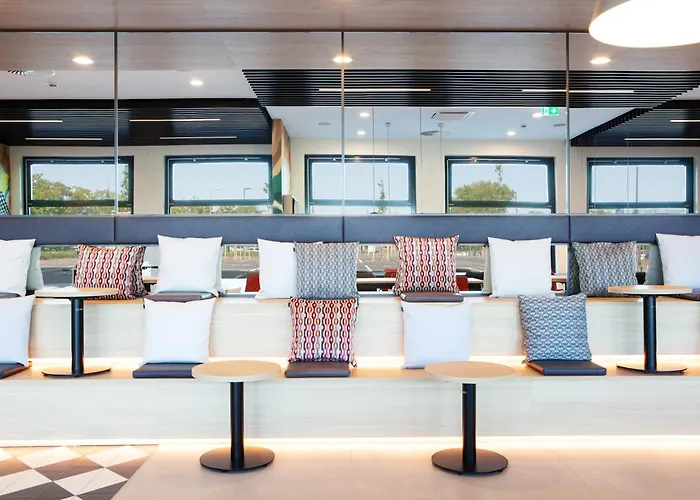 酒店 Ibis Budget Airport *